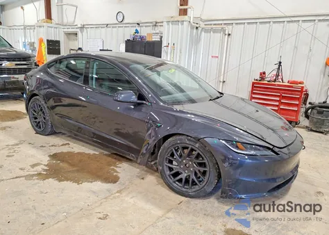 2024 Tesla Model 3 z USA, uszkodzony, nr VIN 5YJ3E1EBXRF736764